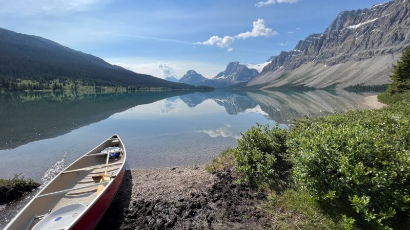 Bow Lake – A Must-See Stop on the Icefields Parkway